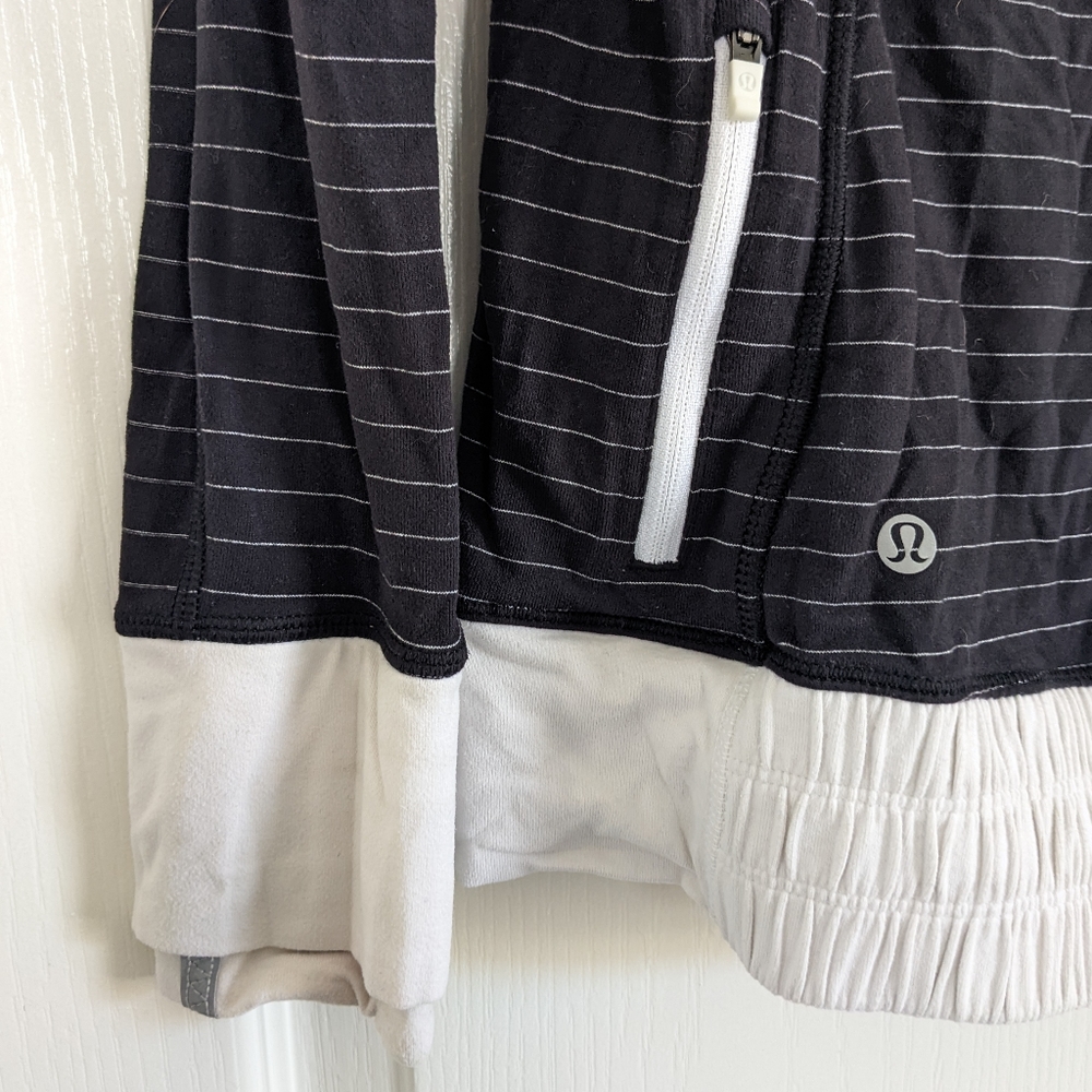 Lululemon Rulu pullover - Picture 3 of 12